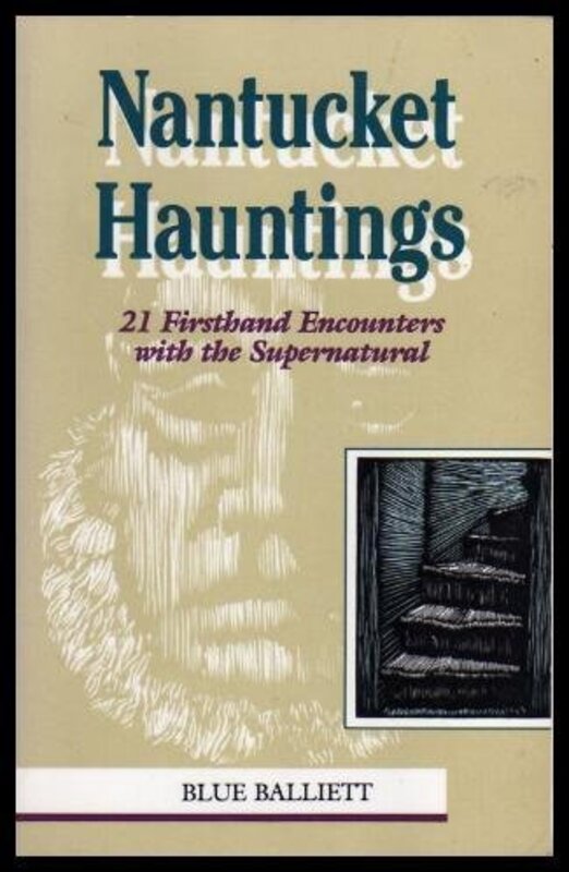 Book cover for "Nantucket Hauntings" by Blue Balliett