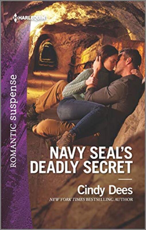 Book cover for "Navy SEAL's Deadly Secret" by Cindy Dees