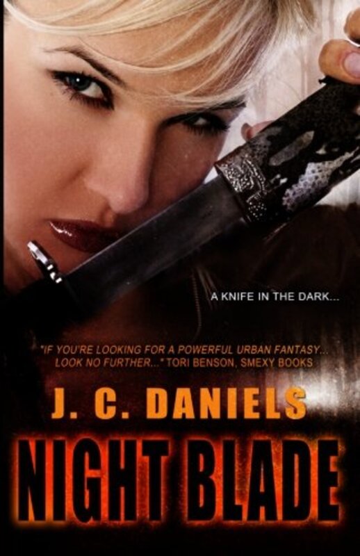 Book cover for "Night Blade" by Shiloh Walker