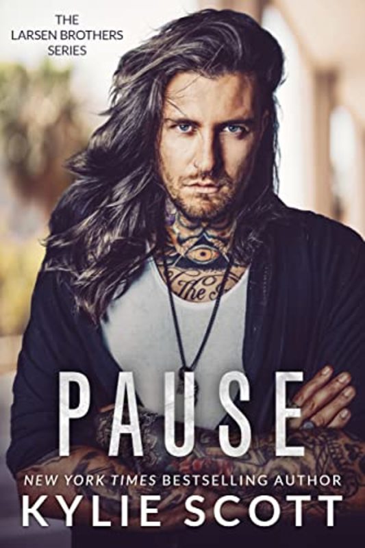 Book cover for "Pause" by Kylie Scott