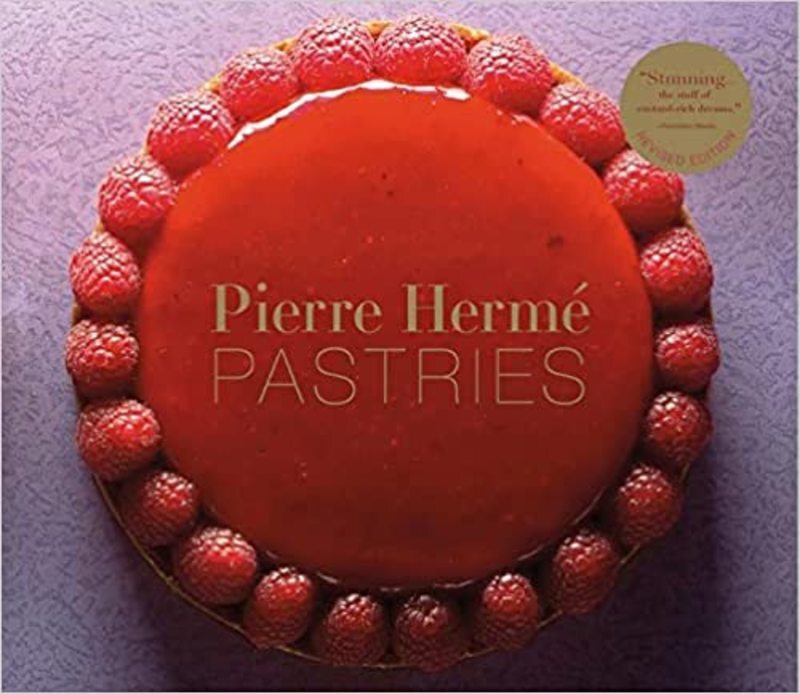 Book cover for "Pierre Hermé Pastries" by Pierre Hermé