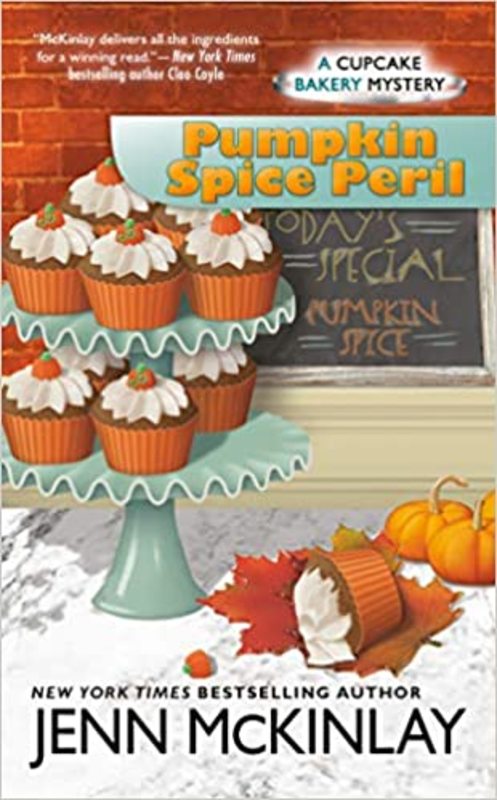Book cover for "Pumpkin Spice Peril" by Jenn McKinlay
