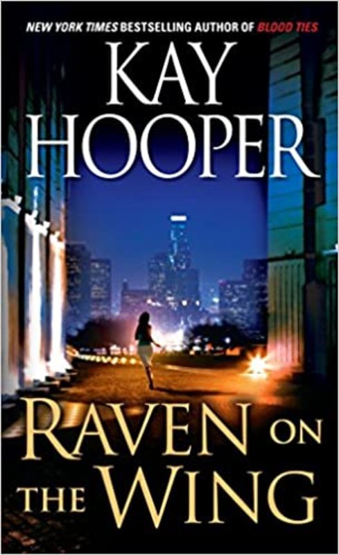 Book cover for "Raven on the Wing" by Kay Hooper