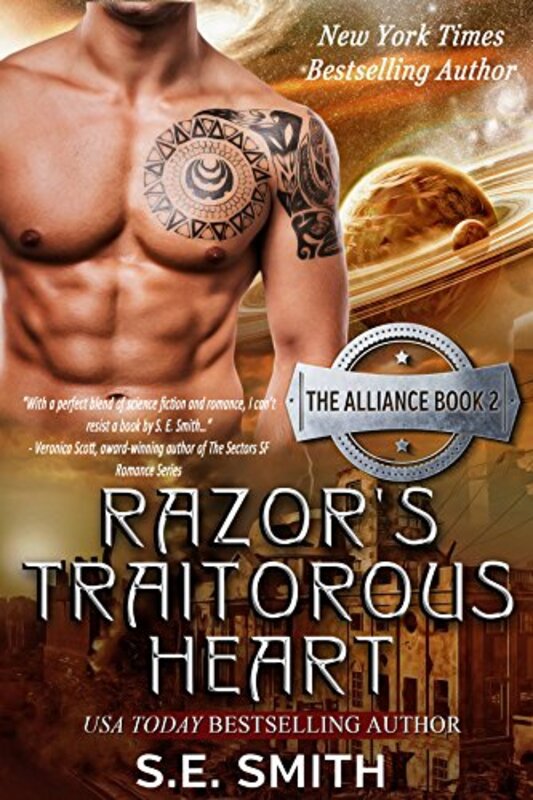 Book cover for "Razor's Traitorous Heart" by S E Smith