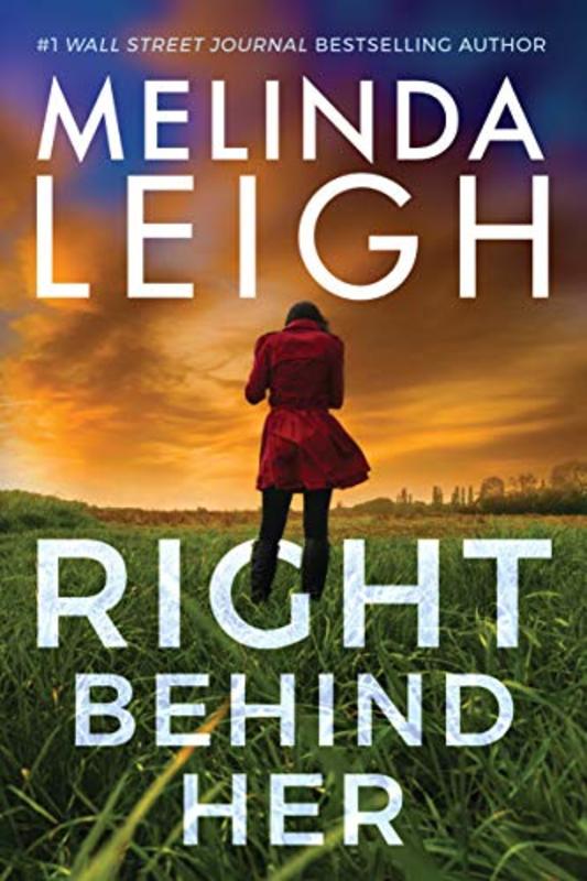 Book cover for "Right Behind Her" by Melinda Leigh