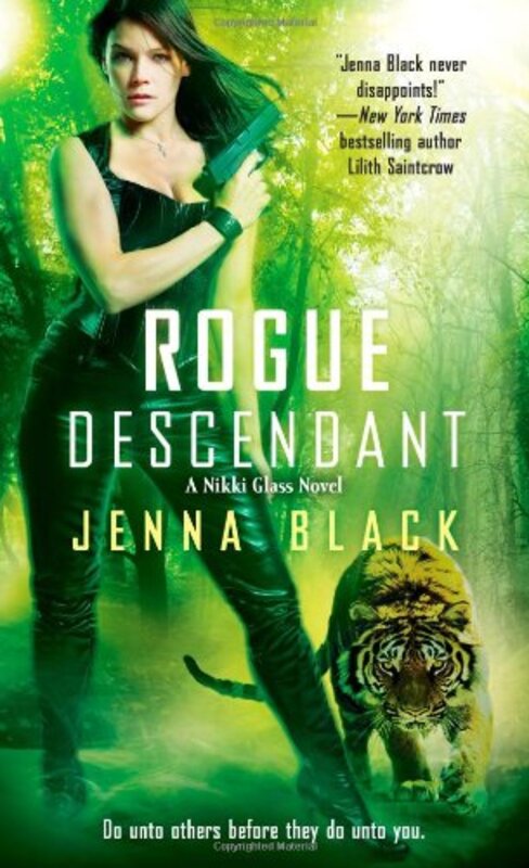 Book cover for "Rogue Descendant" by Jenna Black