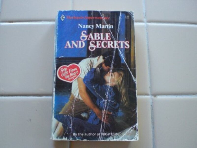Book cover for "Sable and Secrets" by Nancy Martin