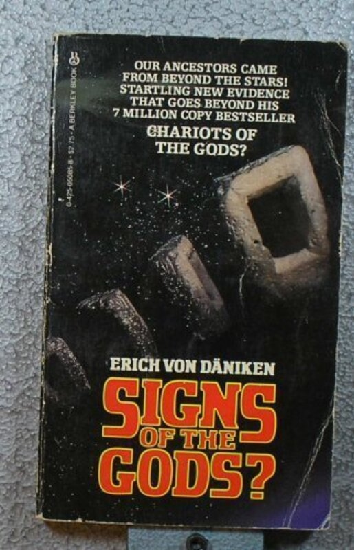 Book cover for "Signs of the Gods" by Erich von Däniken