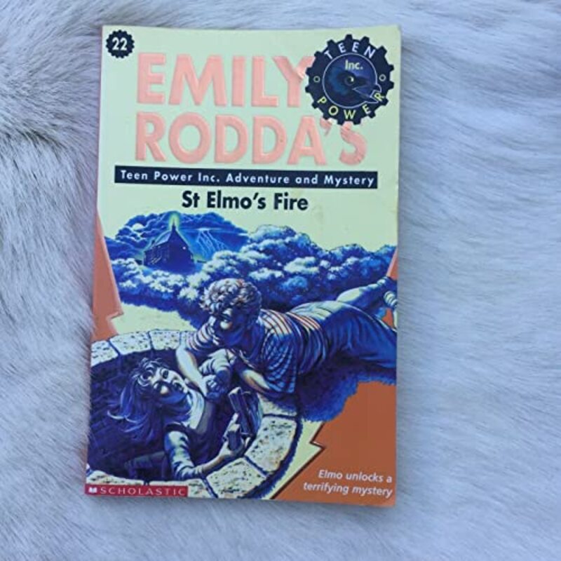 Book cover for "St Elmo's Fire" by Emily Rodda