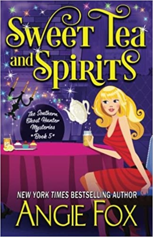 Book cover for "Sweet Tea and Spirits" by Angie Fox
