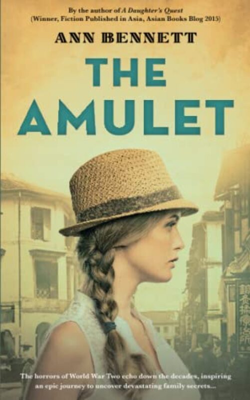 Book cover for "The Amulet" by Ann Bennett