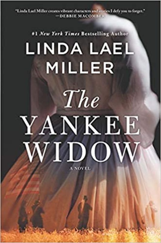 Book cover for "The Blue and the Gray" by Linda Lael Miller