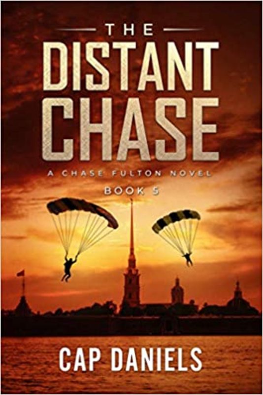 Book cover for "The Distant Chase" by Cap Daniels