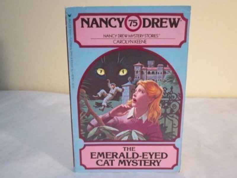 Book cover for "The Emerald-Eyed Cat Mystery" by Mildred A Wirt