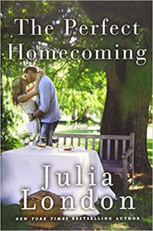 Book cover for "The Perfect Homecoming" by Julia London