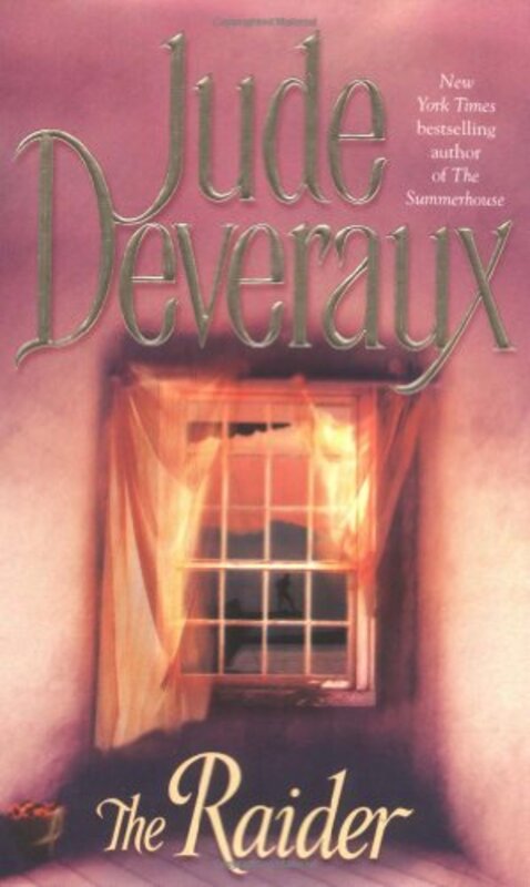Book cover for "The Raider" by Jude Deveraux
