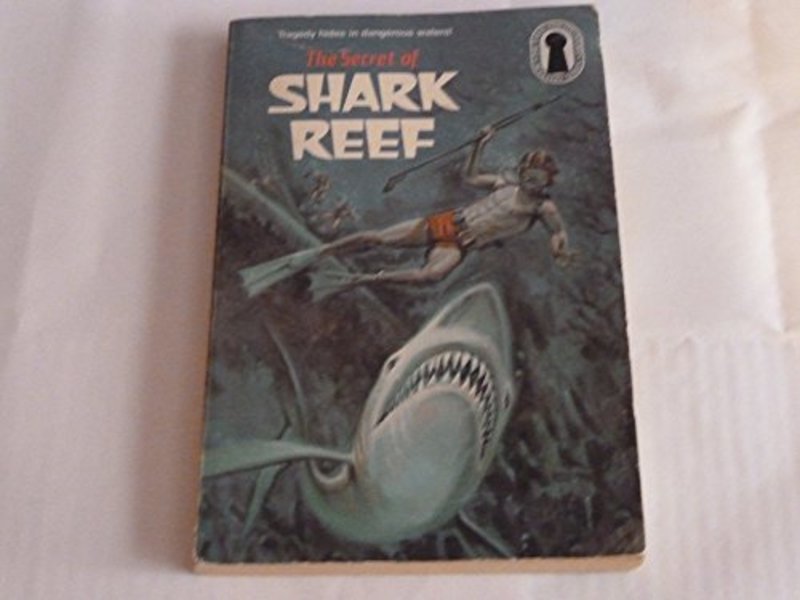 Book cover for "The Secret of Shark Reef" by William Arden
