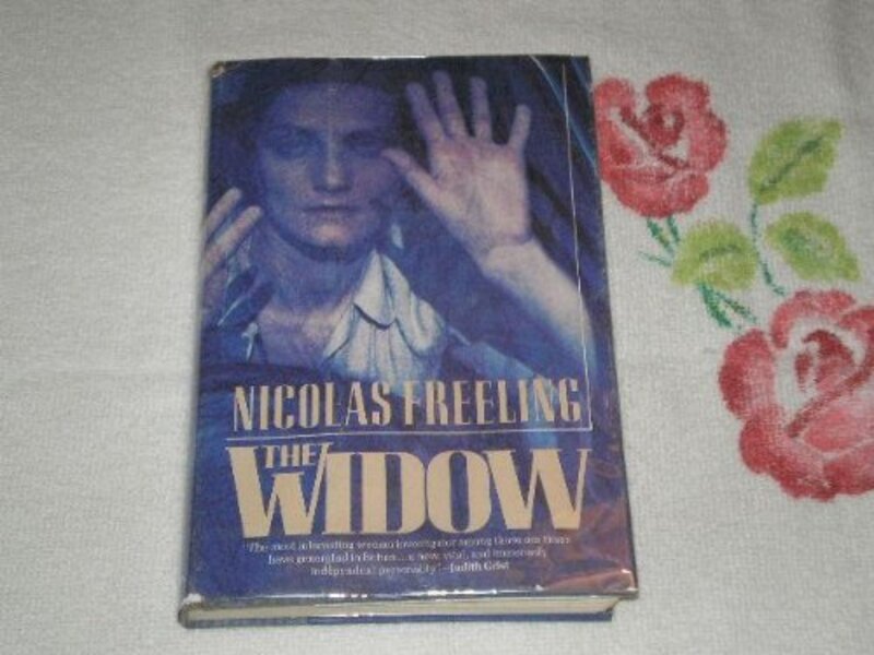 Book cover for "The Widow" by Nicolas Freeling