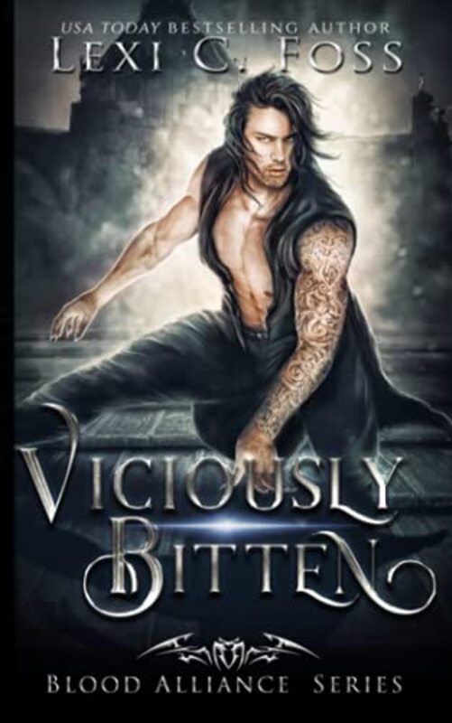 Book cover for "Viciously Bitten" by Lexi C Foss