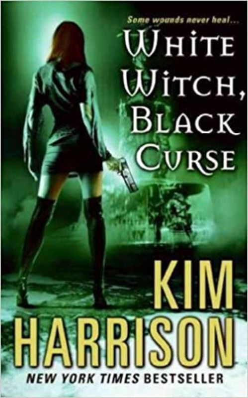 Book cover for "White Witch, Black Curse" by Kim Harrison