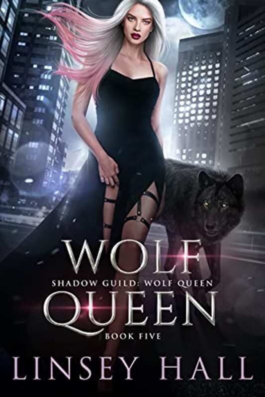 Book cover for "Wolf Queen" by Linsey Hall