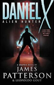 Book cover for "Alien Hunter" by James Patterson