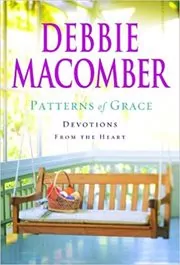 Book cover for "Patterns of Grace" by Debbie Macomber