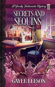 Ghostly Fashionista Mystery book cover